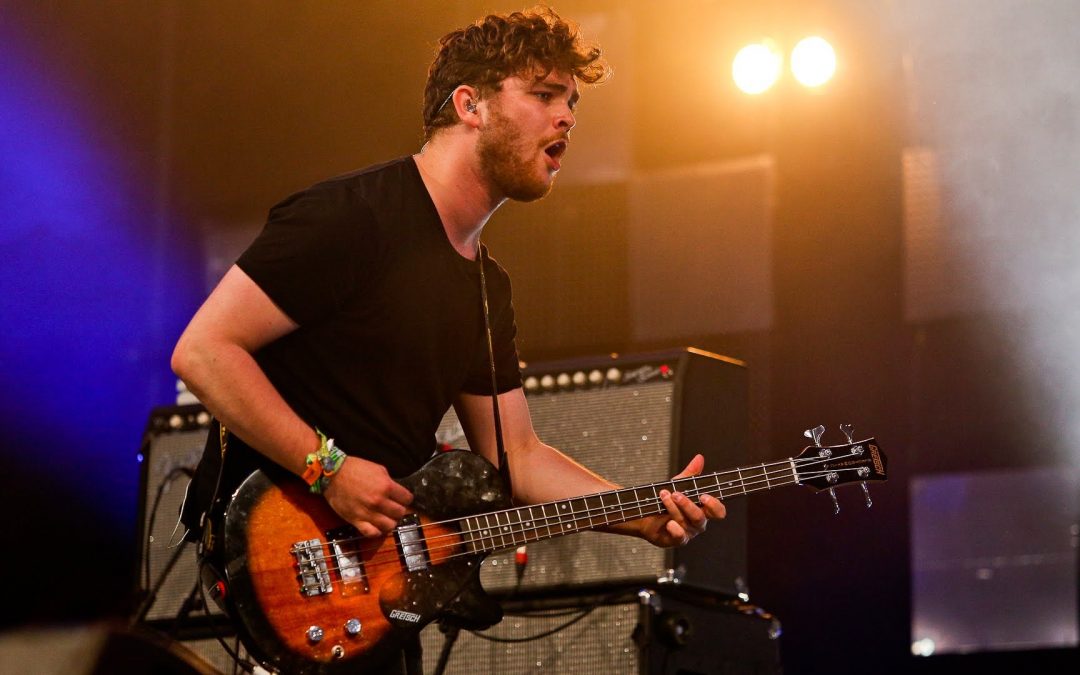 Royal Blood – Out Of The Black (live)